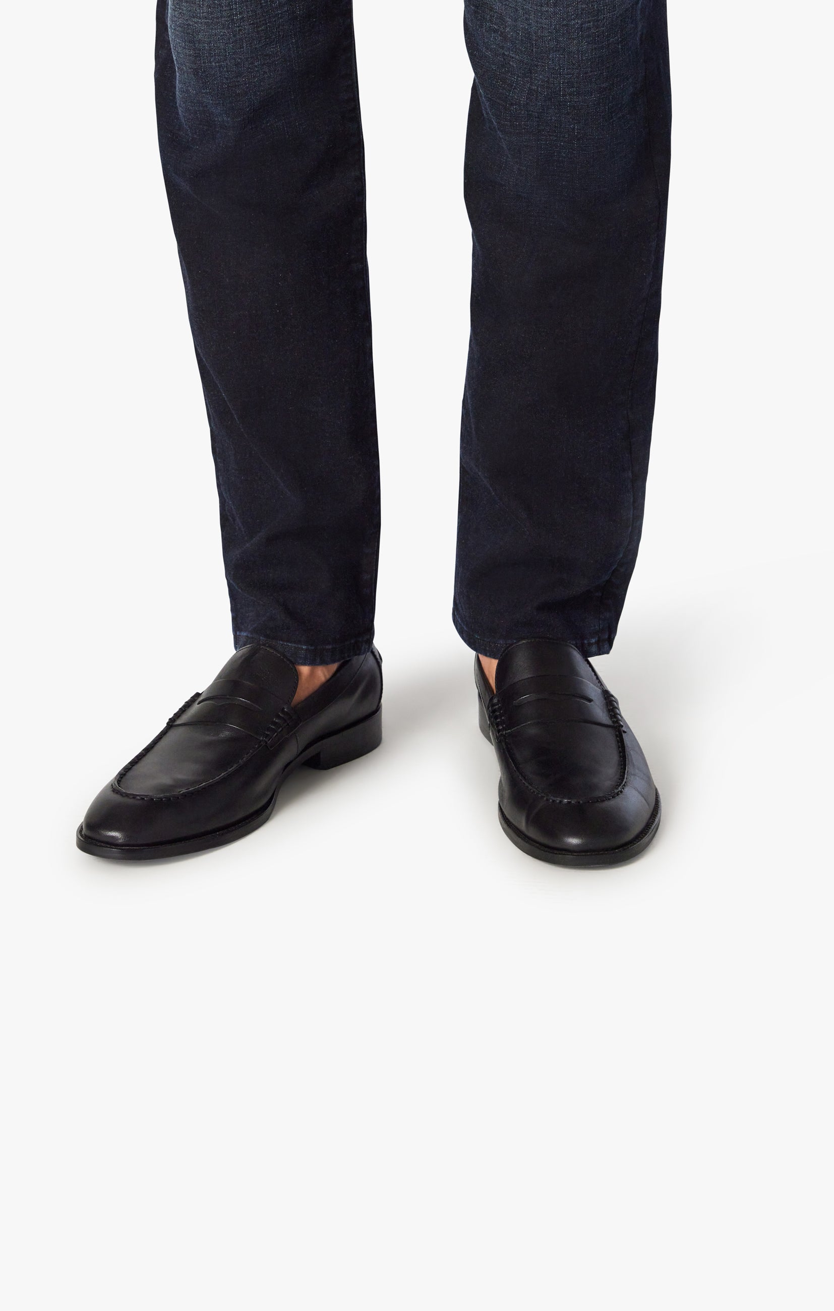 Cool Tapered Leg Jeans In Tonal Brushed Organic Image 6
